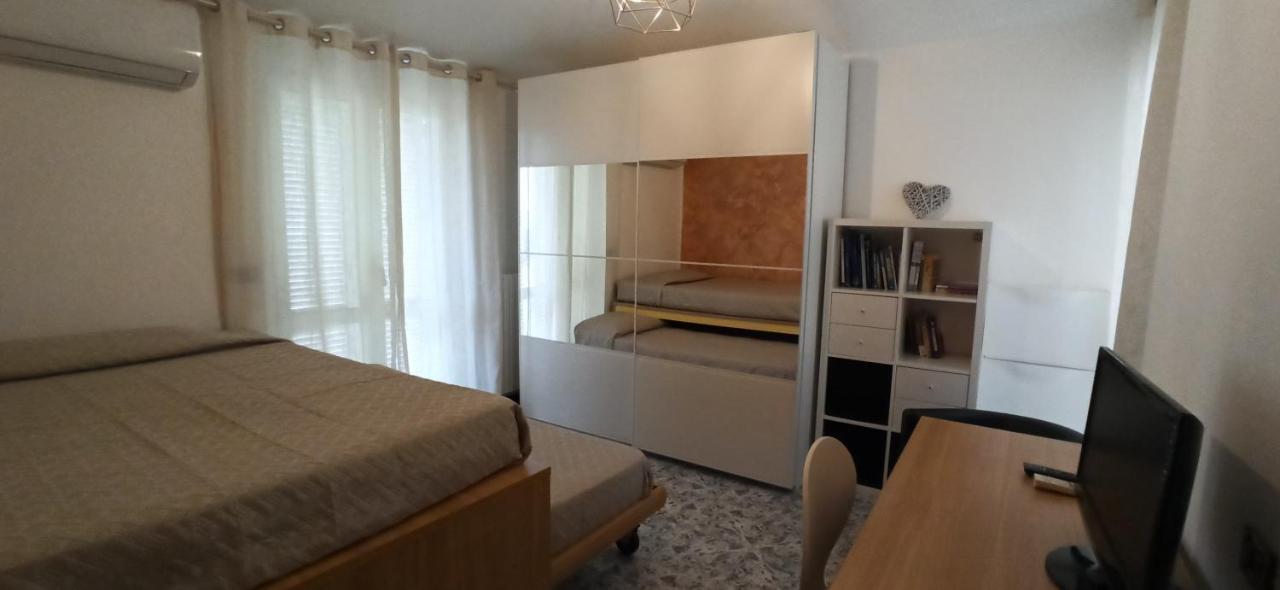 Guest House Nora 오르토나 외부 사진