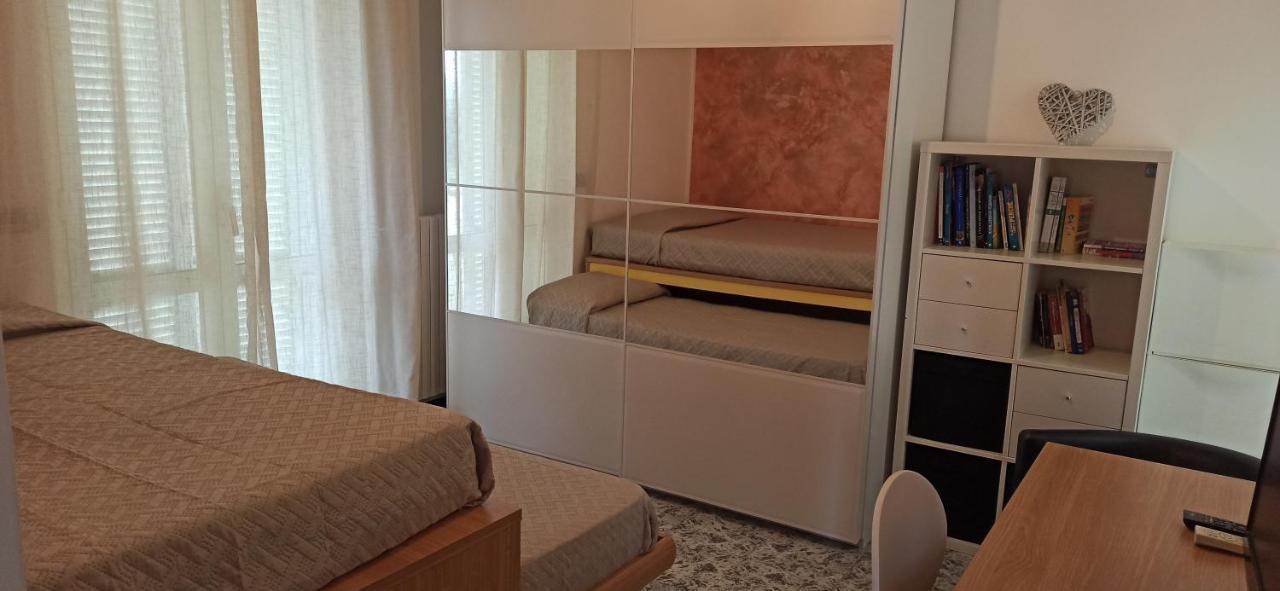 Guest House Nora 오르토나 외부 사진
